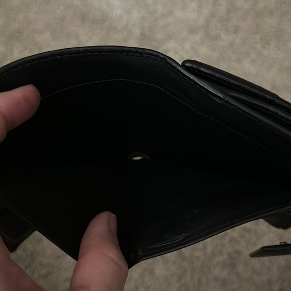 GUCCI Black leather  bi fold GG Guccisima Wallet Authentic Vintage - Picture 6 of 8